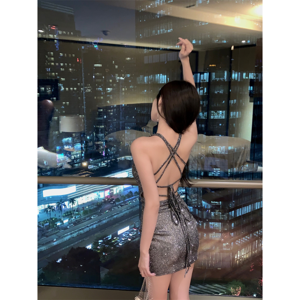 2023 mùa hè phong cách mới sling halter dress✨✨Ren-up sexy hot girl phong cách khí chất váy ngắn bó sát
