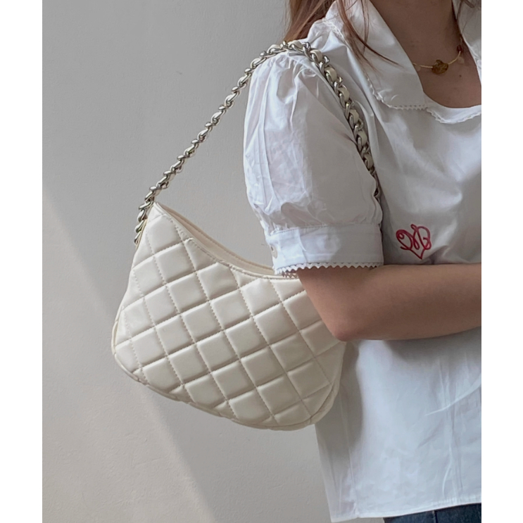 Túi Xách Đeo Vai Phối Dây Xích Đính Đá Phong Cách Thời Trang Mới Cho Nữ