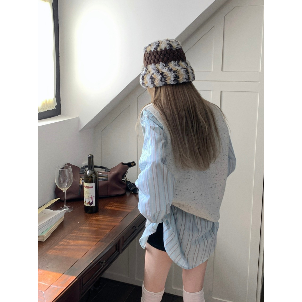 「MOTEL7」Vest vest dệt kim + áo sơ mi sọc dài tay áo len dệt kim bộ đồ hai mảnh