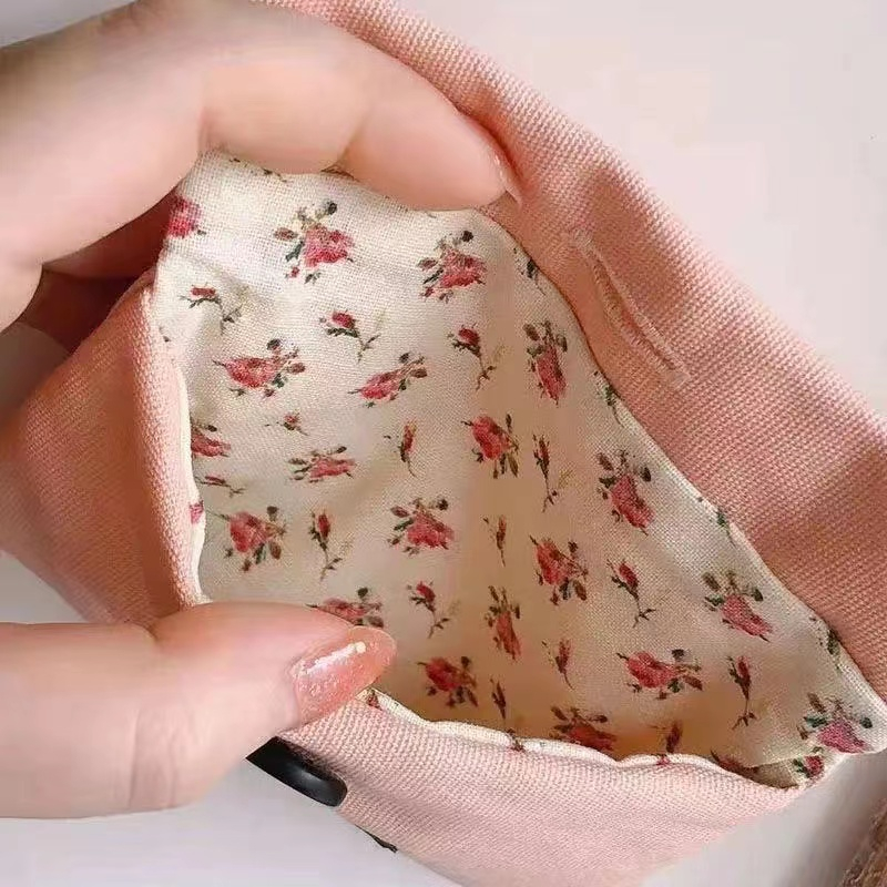 Lược Chải Tóc mini Bằng Gỗ Đào Màu Hồng Dễ Thương Dùng Làm Quà Tặng Gia Đình
