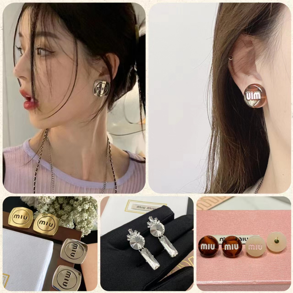 {boutique Spot} bông tai kim loại miu ngọc trai chữ kim cương logo bông tai dễ thương đồng thau mạ vàng với tem thép chất lượng cao hàn quốc 2023 bản sao phong cách mới thanh lịch retro thời trang non-fade 925 bông tai nữ kim bạc