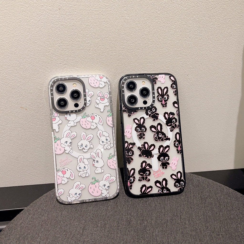 Đen Ốp Điện Thoại acrylic Từ Tính Họa Tiết Thỏ Bunny / Dâu Tằm Cho iphone 11 12 13 14 15 pro promax