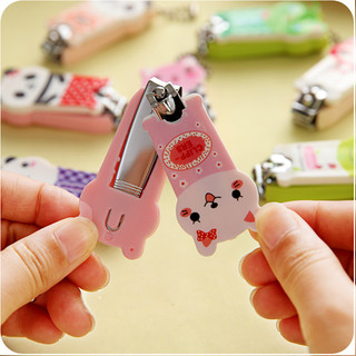 Đồ cắt móng hoạt hình dễ thương cho bé