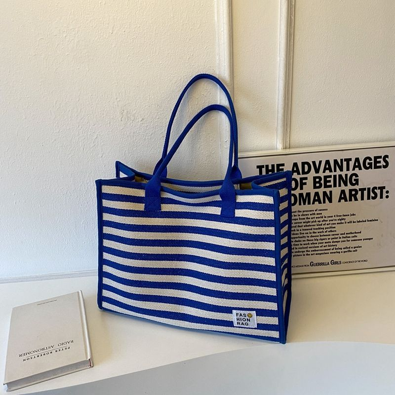 QQZ túi xách cao quý của thời trang nữ mới nhất năm 2023 L91TNV9