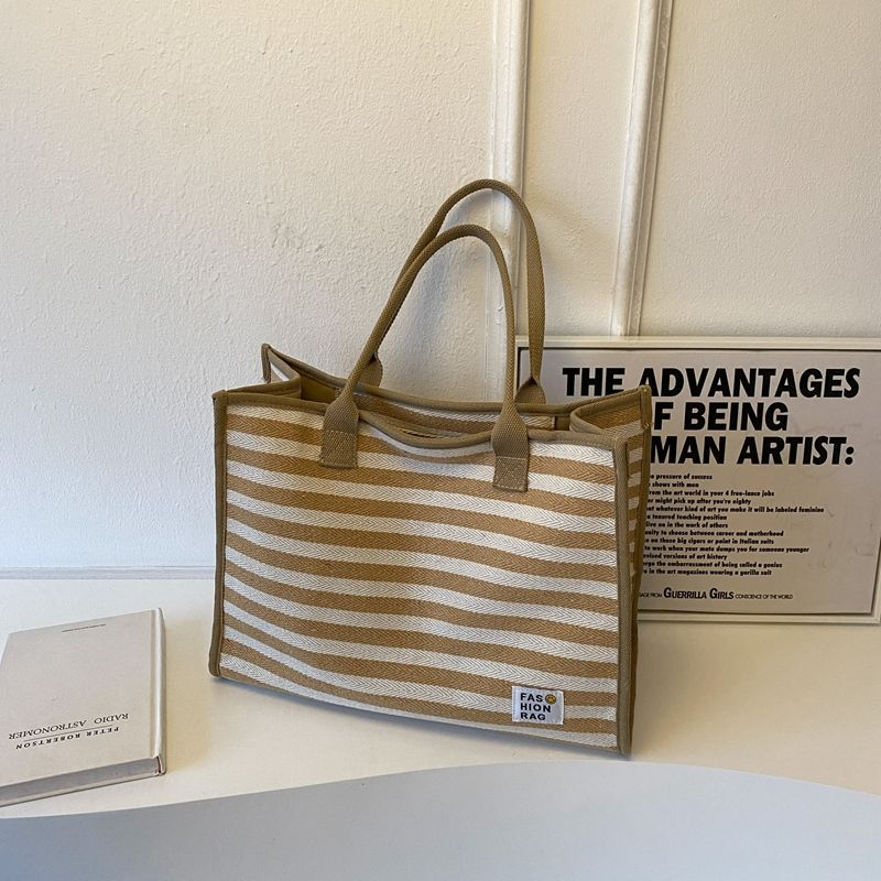 QQZ túi xách cao quý của thời trang nữ mới nhất năm 2023 L91TNV9