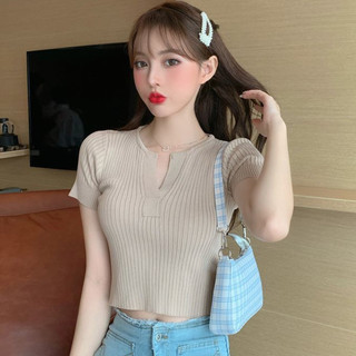 Áo dệt kim tay ngắn đơn màu cổ chữ V dành cho nữ