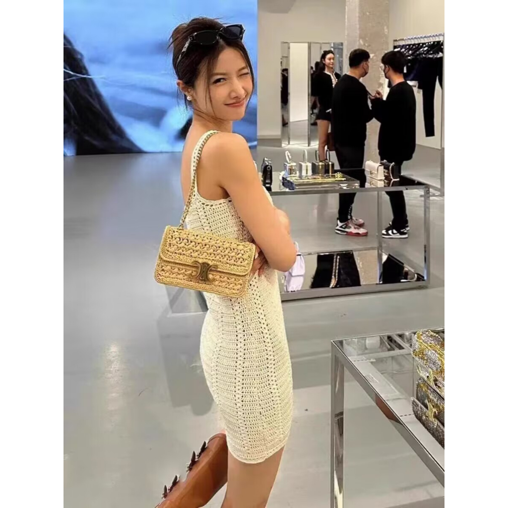 Blackpink lisa sexy hollow out jacquard không tay eo cao dệt kim a line dress màu: trắng