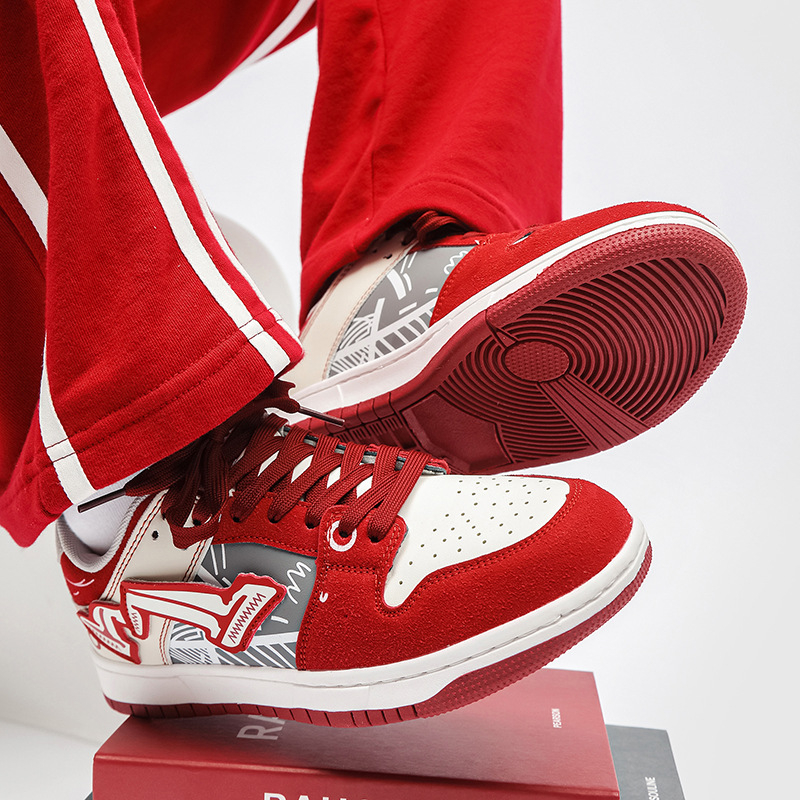 Giày thể thao HUIZUMEI họa tiết màu đỏ rượu vang graffiti phong cách retro thời trang cặp đôi