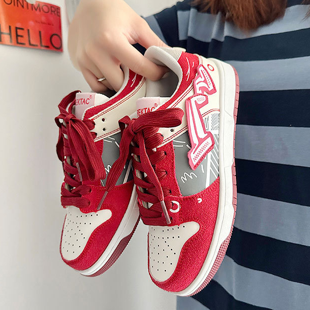 Giày thể thao HUIZUMEI họa tiết màu đỏ rượu vang graffiti phong cách retro thời trang cặp đôi