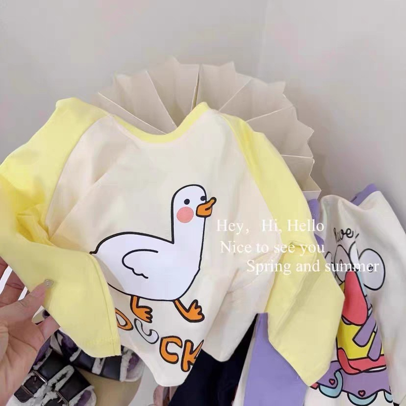 2023 phiên bản Hàn Quốc của áo thun dài tay in hình hoạt hình giản dị dễ thương mới dành cho trẻ em mùa thu
