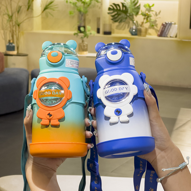 Bình Nước Giữ Nhiệt Bằng Thép Không Gỉ 316 Có Nắp Đậy Và Búp Bê 3D Dành Cho Trẻ Em