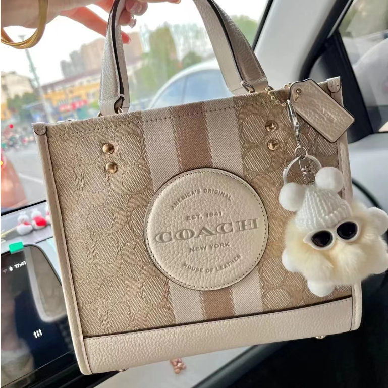 Mặt dây chuyền túi keychain doll