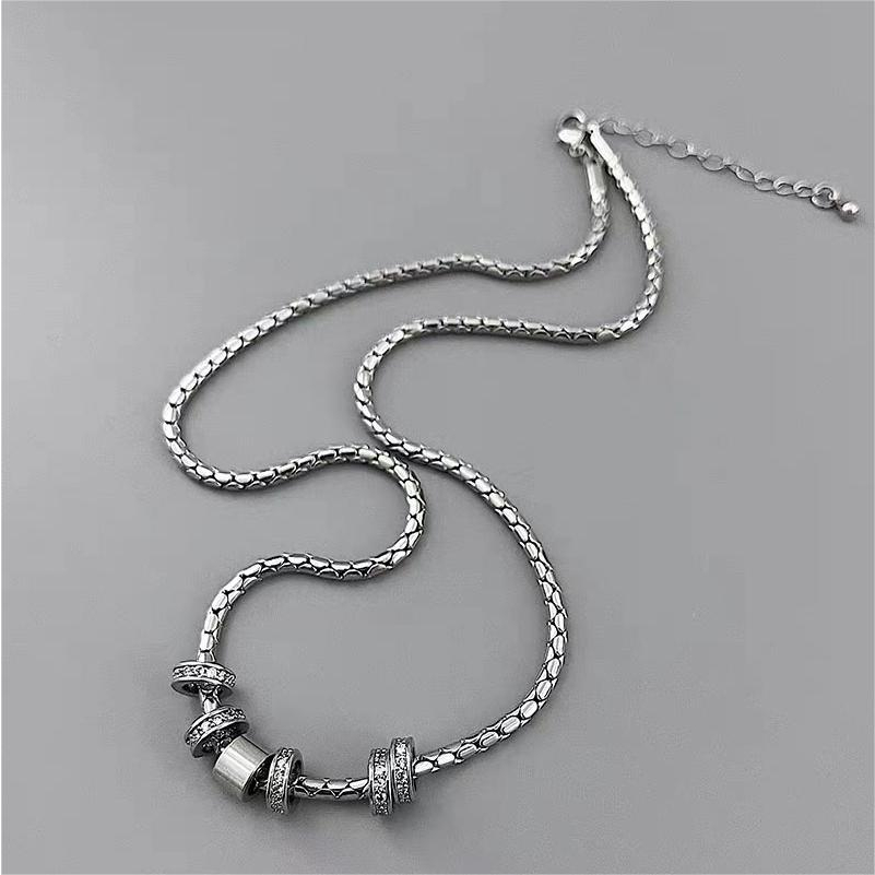 Trung tính thép titan nhấp nháy nhẫn kim cương mặt dây chuyền vòng cổ nam nữ ánh sáng sang trọng hợp thời trang all-match clavi