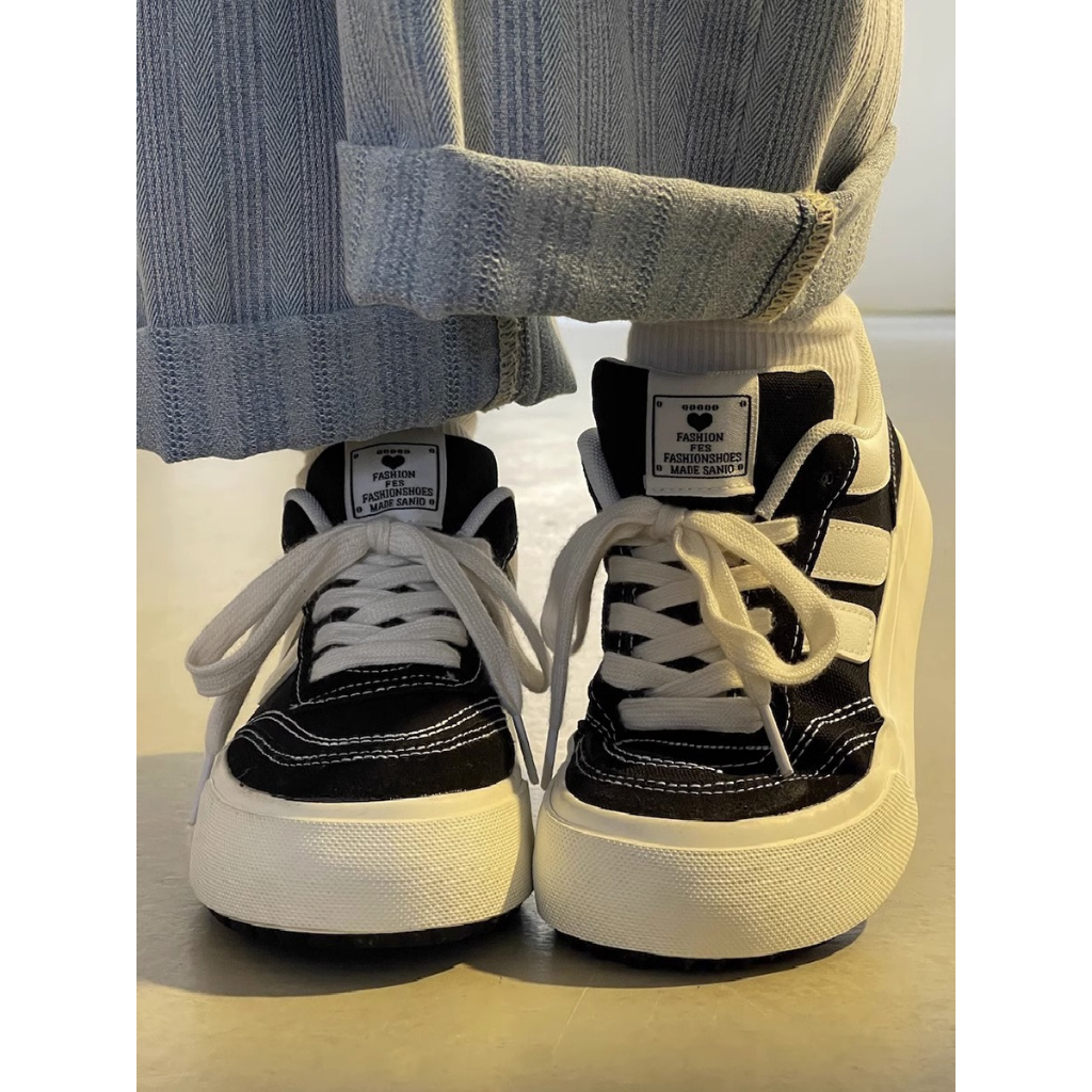 🔥SẴN HÀNG-SHIP NGAY🔥giày sneaker nữ giày bánh mì Mùa hè phong cách mới màu sắc phù hợp với giày vải mềm-soled giày thể thao retro ngón chân tròn