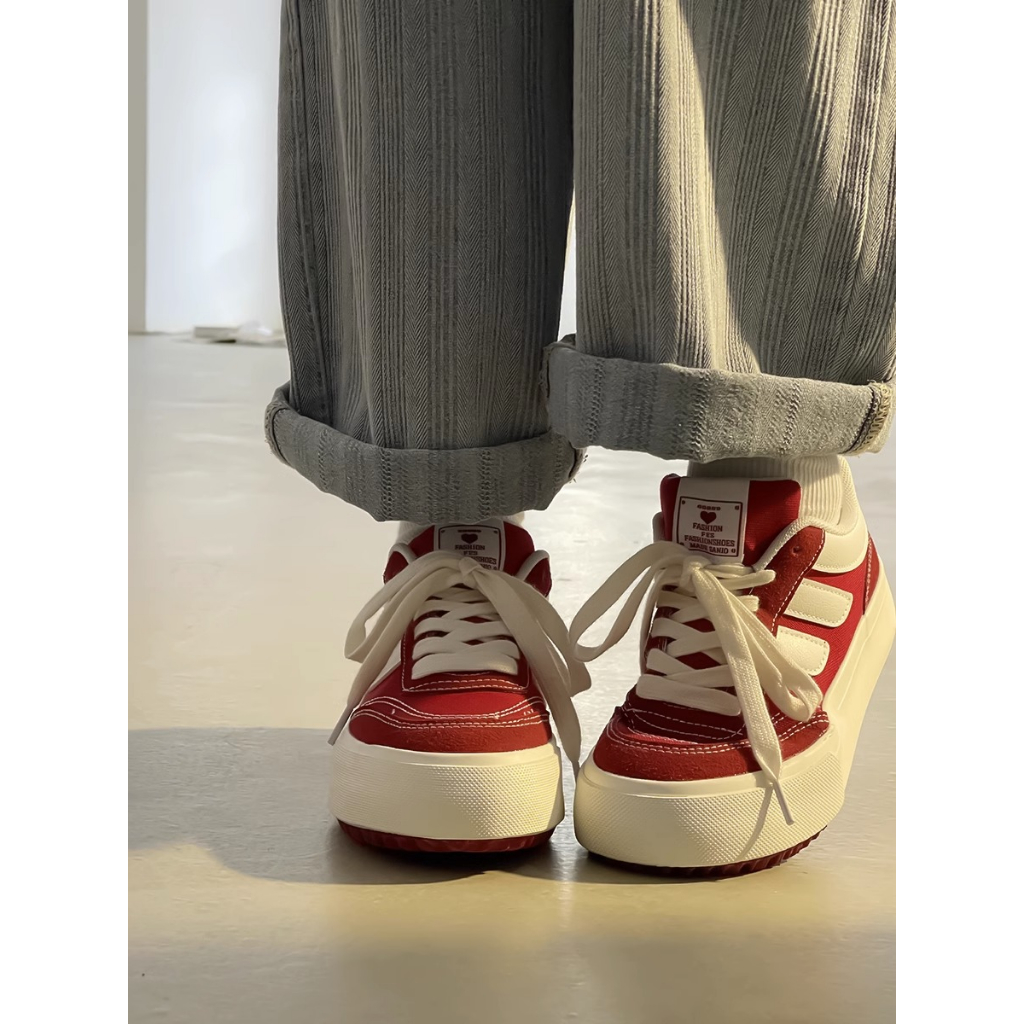 🔥SẴN HÀNG-SHIP NGAY🔥giày sneaker nữ giày bánh mì Mùa hè phong cách mới màu sắc phù hợp với giày vải mềm-soled giày thể thao retro ngón chân tròn