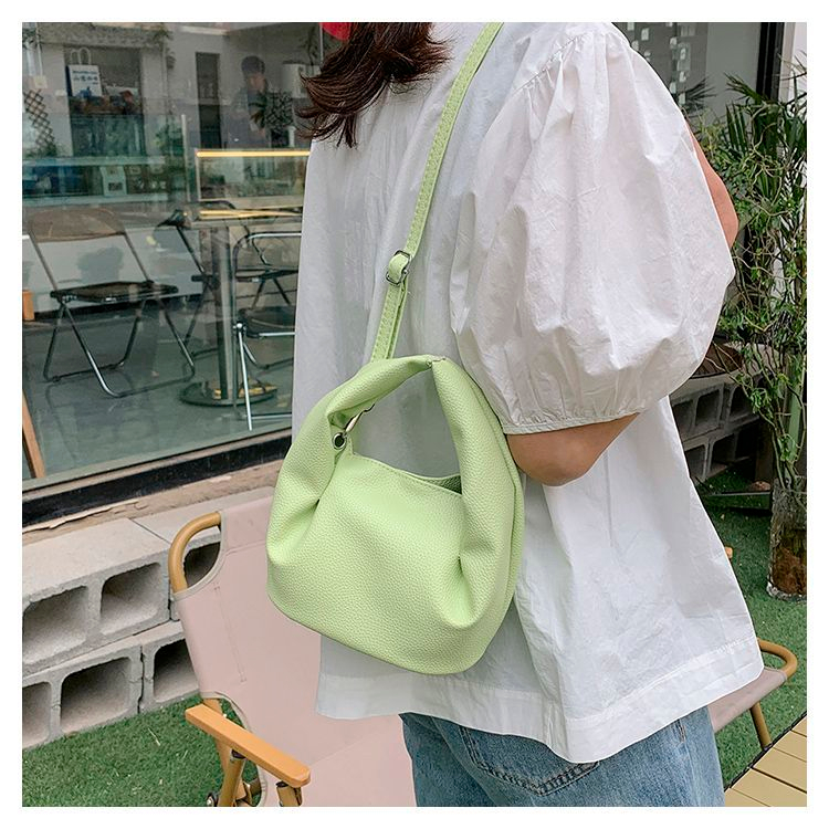 SISTER túi nữ túi đi tiệc túi xách túi totetúi nữ đeo chéo Túi Xách Đeo Chéo Nữ L21T101