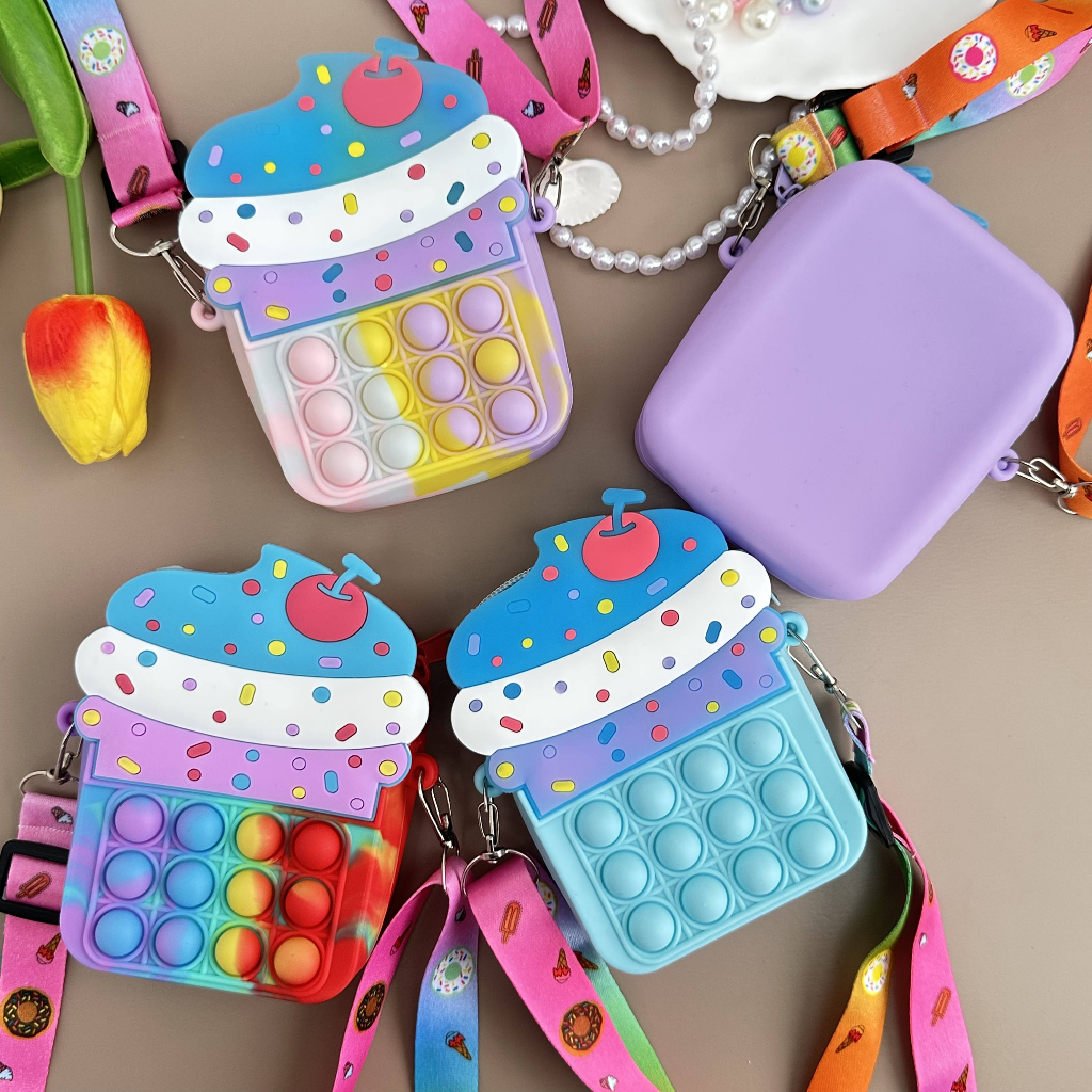 Pop it fidget toy cake crossbody túi đeo vai dễ thương cho bé gái túi xách đồ chơi lúm đồng tiền ví giải tỏa căng thẳng đẩy túi silicone