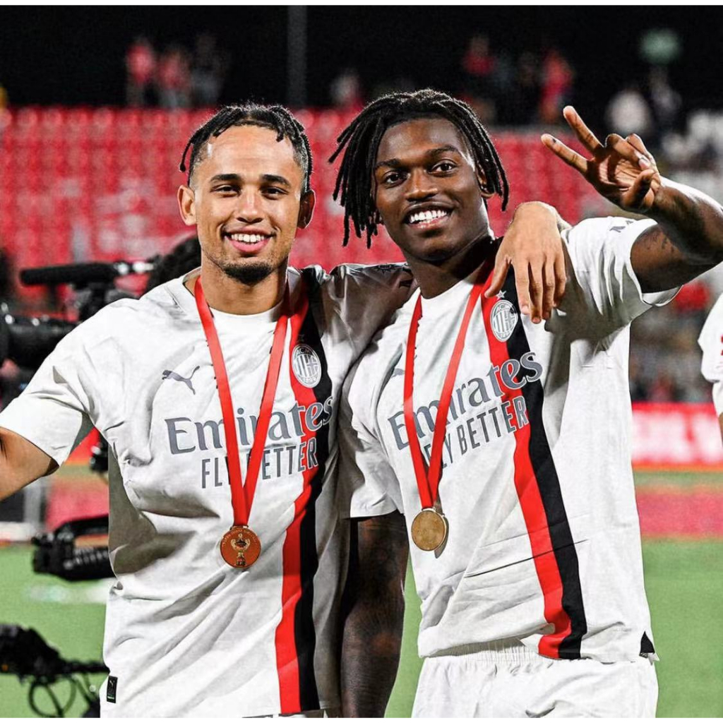 Áo Bóng Đá Sân Khách 23 / 24 ac milan Size s-4xl