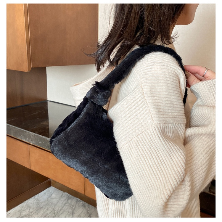 Túi Kẹp Nách Lông Màu Trơn Korea Style