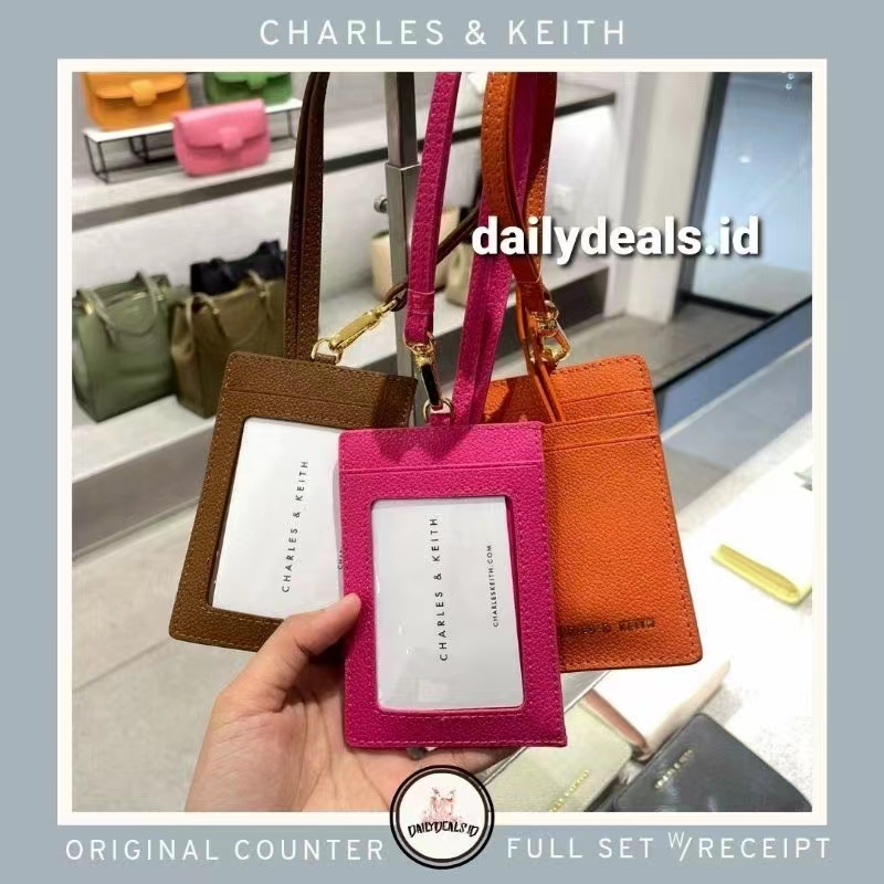 Túi Đeo Chéo Charles & Keith Kèm Hộp Đựng