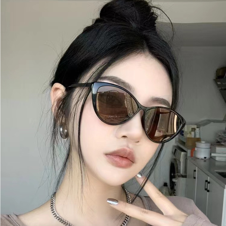Kính Râm Mắt Mèo Gọng Vuông Tròn Màu Nâu / Đen Cao Cấp Phong Cách retro Cho Nữ