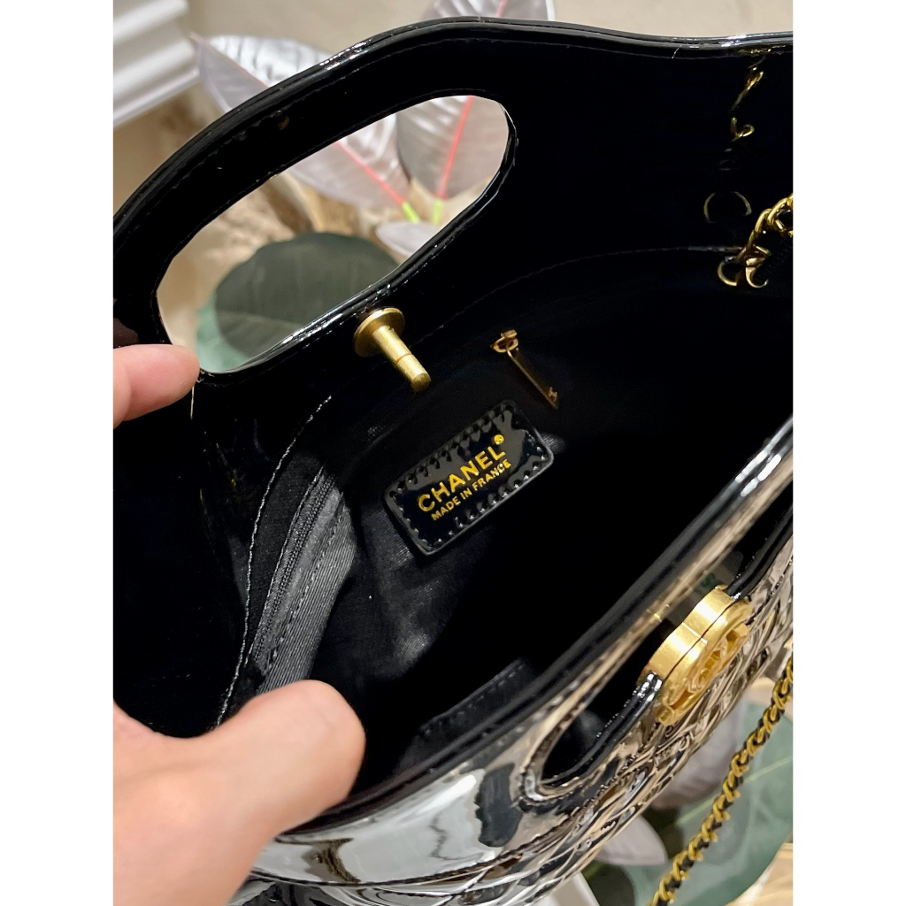 Túi Mua Sắm 31 Tông Da Bò Màu Vàng Và Kim Loại Kích Thước Lớn 36X31 cm Không Có Hộp