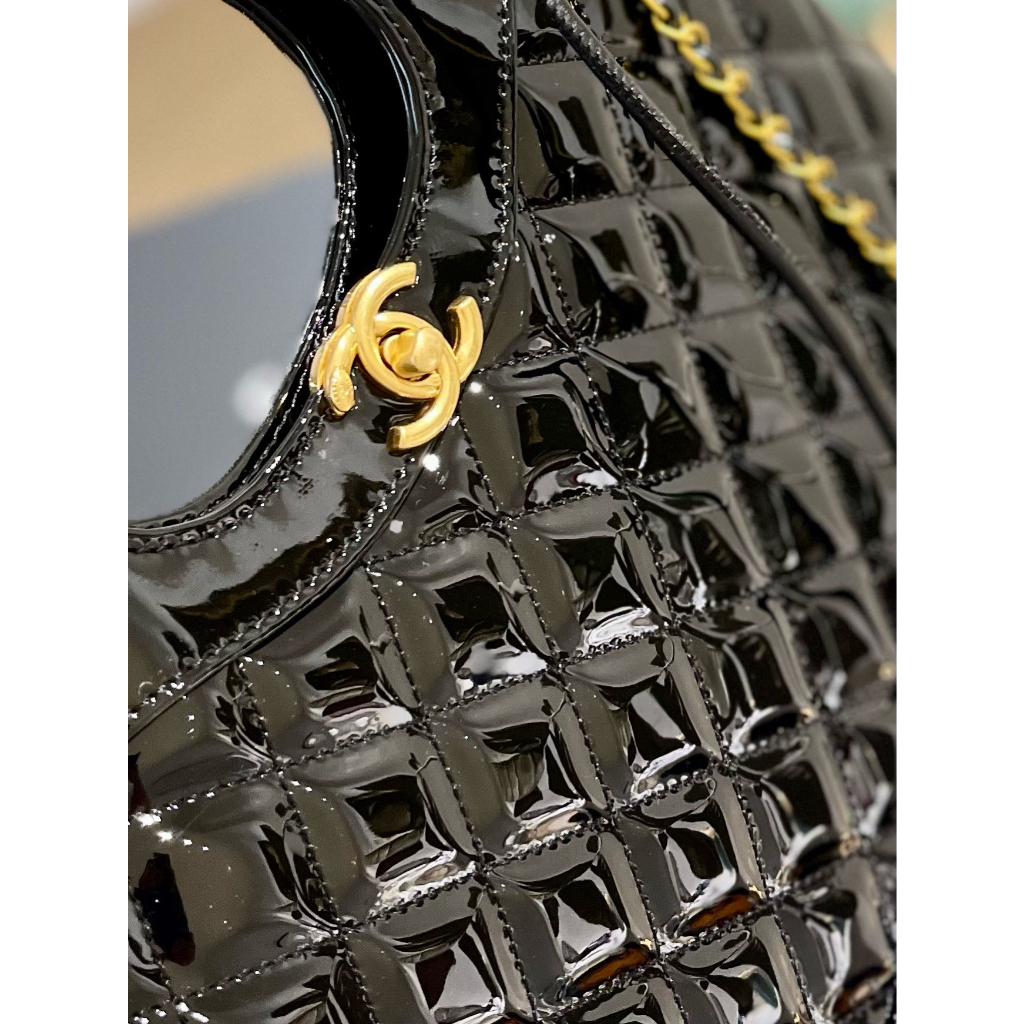 Túi Mua Sắm 31 Tông Da Bò Màu Vàng Và Kim Loại Kích Thước Lớn 36X31 cm Không Có Hộp