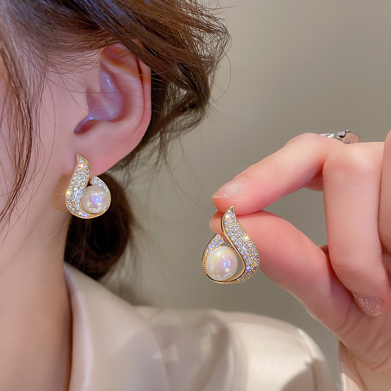 Bông Tai Hình Giọt Nước Đính Ngọc Trai Lấp Lánh Phong Cách Hàn Quốc Mới Cho Nữ