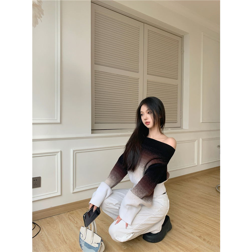Áo sweater Một Vai Màu gradient Đa Dạng Màu Nâu Đen g