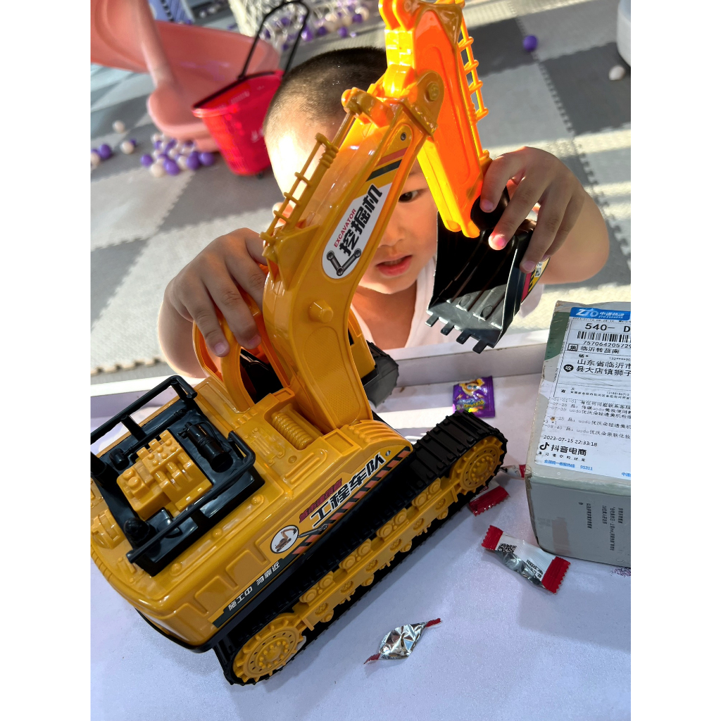 Mô Hình Đồ Chơi Máy Xúc Cỡ Lớn Dành Cho Trẻ