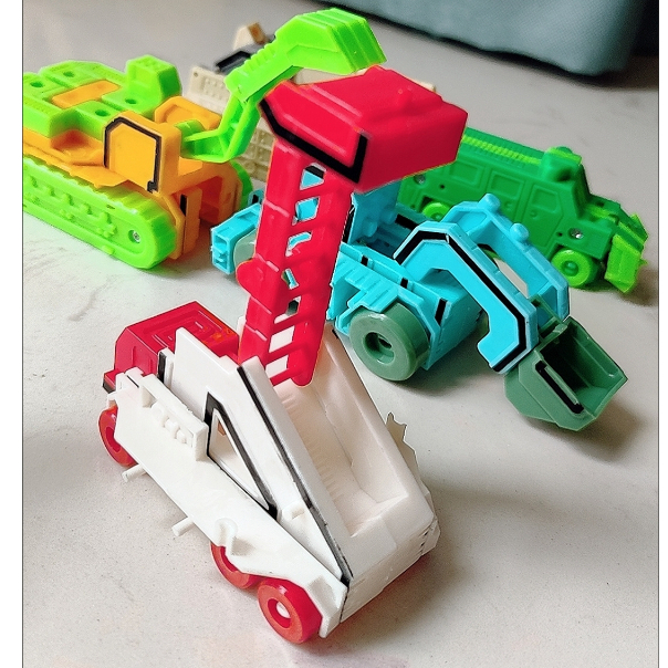 Đồ Chơi Rô Bốt Biến Hình Xe Hơi Giáo Dục Sớm Dành Cho Bé Trai