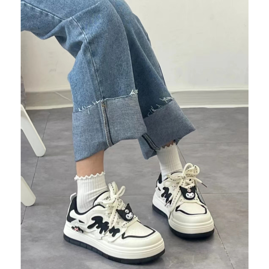 Giày Sneaker Vải kuromi Đáng Yêu Đế Bằng Phối Dây Bản To Giày Thể Thao Kiểu Nữ Mới 2023