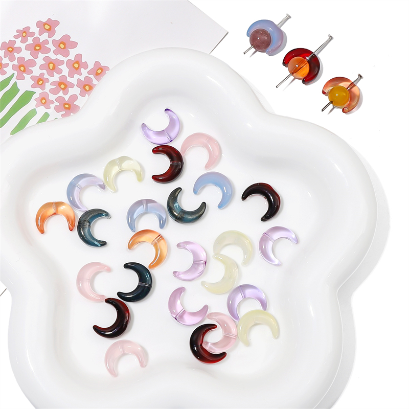 Hạt Thủy Tinh Trong Suốt Hình Mặt Trăng Kích Thước 15x12mm Dùng Làm Trang Sức diy
