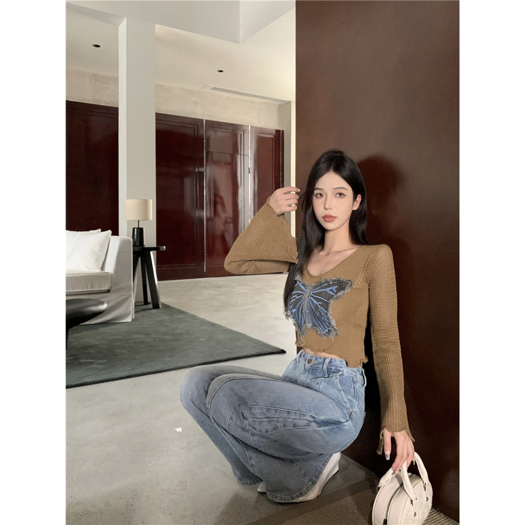 QADCOL Maillard Trang Phục Áo Dệt Kim Tay Loe Ngắn Hình Bướm Màu Nâu Khí Chất Sớm Mùa Thu Với Tai Gỗ