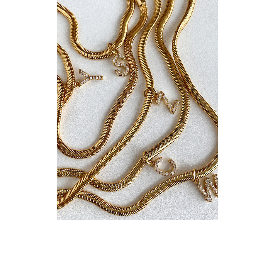 Vòng cổ Thép Titan Mạ Vàng 18k 26 Chữ Cái Tiếng Anh Phong Cách vintage