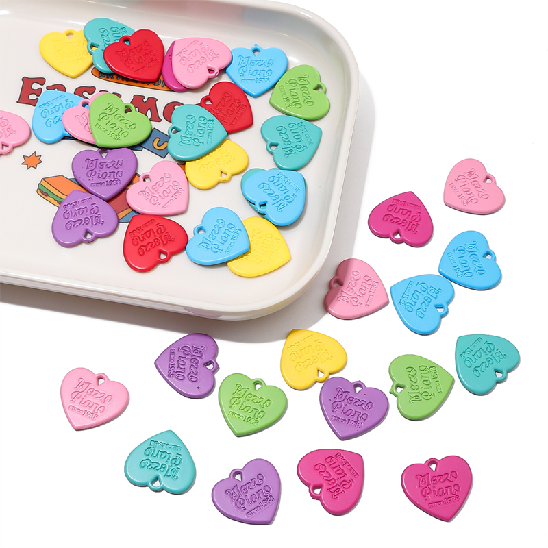 Mặt Dây Chuyền Hình Trái Tim Bằng Nhựa acrylic Kích Thước 23x21mm