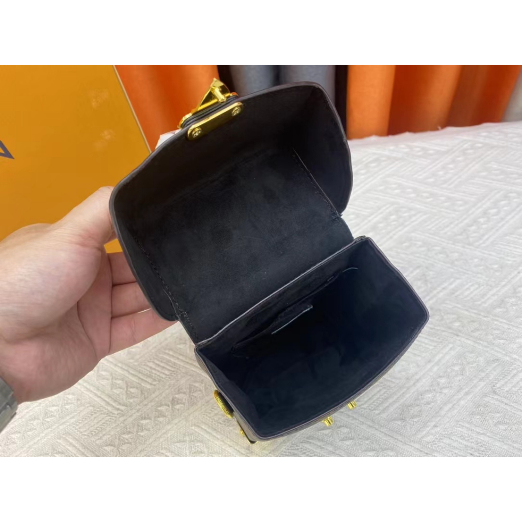 Lv Túi Đeo Chéo louis vuitton Hình Máy Ảnh Nắp Gập Thời Trang Dành Cho Nữ