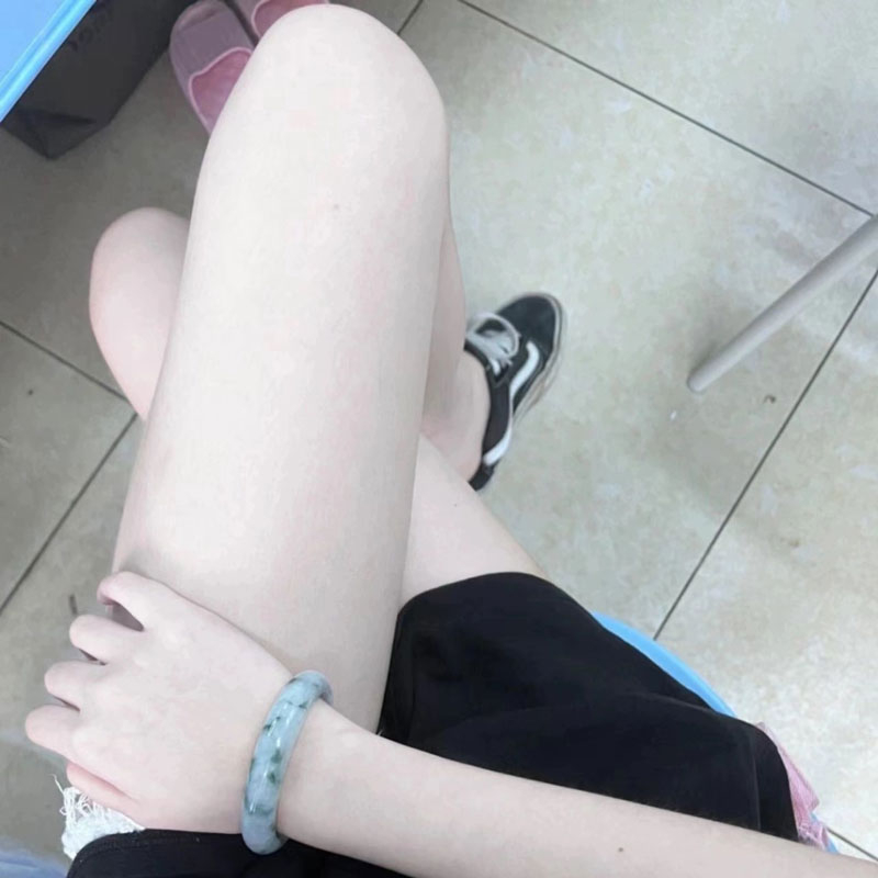 Garnier Sữa Dưỡng Thể Chiết Xuất Chanh Làm Trắng Da 377 400ml