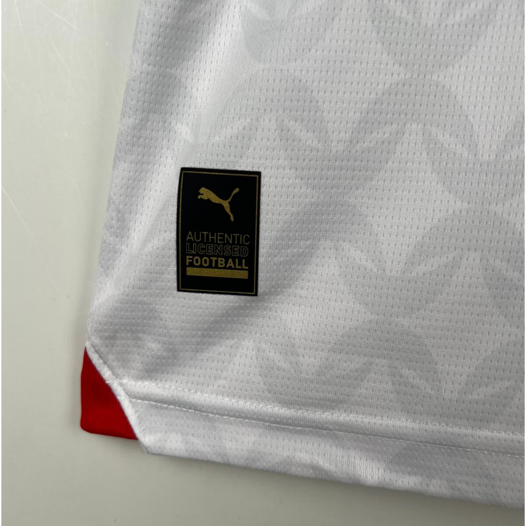 Phụ Kiện Chuyên Dụng Cho Xe Hơi 23 / 24 r. 23 Le O pulisic ac milan Áo Bóng Đá Màu Trắng Phiên Bản Hâm Mộ