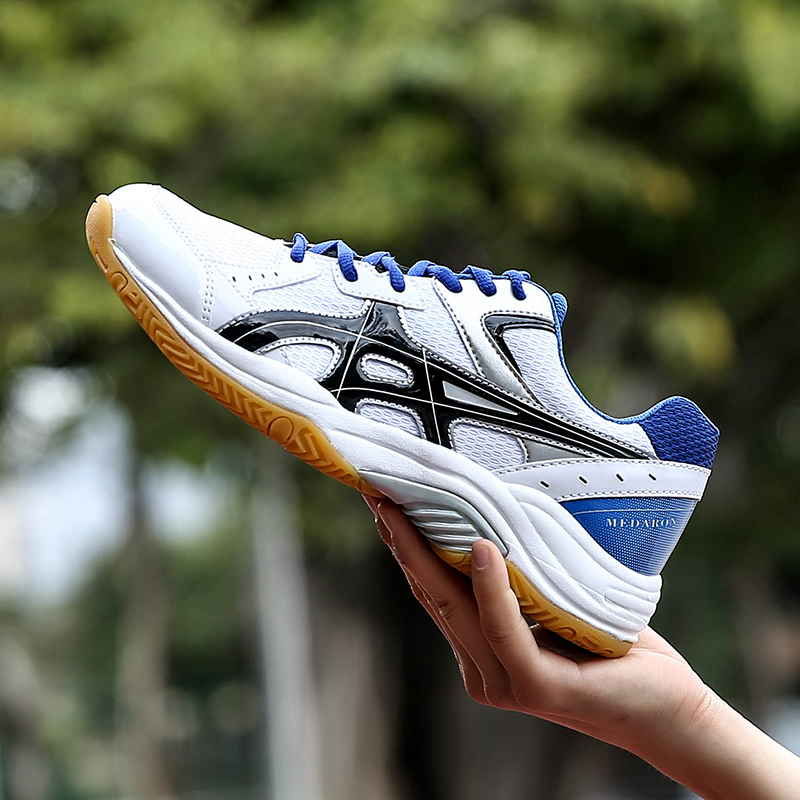Giày Đá Banh Sân Cỏ Chuyên Nghiệp Size 36-45 Siêu Nhẹ Chống Trượt Cho Nam