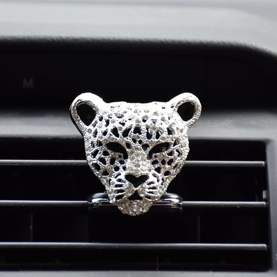 Sáp Thơm Oto Cài Cửa Gió Tạo Hình Dễ Thương Cho Phái Nữ