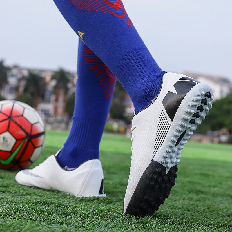 Aaa + Size 35-44 Ủng Đá Banh Chống Trượt Thoải Mái