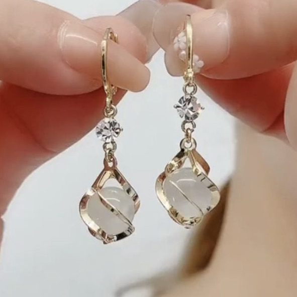 Khuyên Tai Vàng Thời Trang Thanh Lịch Phong Cách Hàn Quốc Cho Nữ