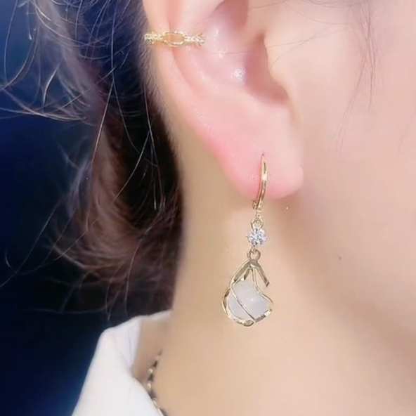 Khuyên Tai Vàng Thời Trang Thanh Lịch Phong Cách Hàn Quốc Cho Nữ