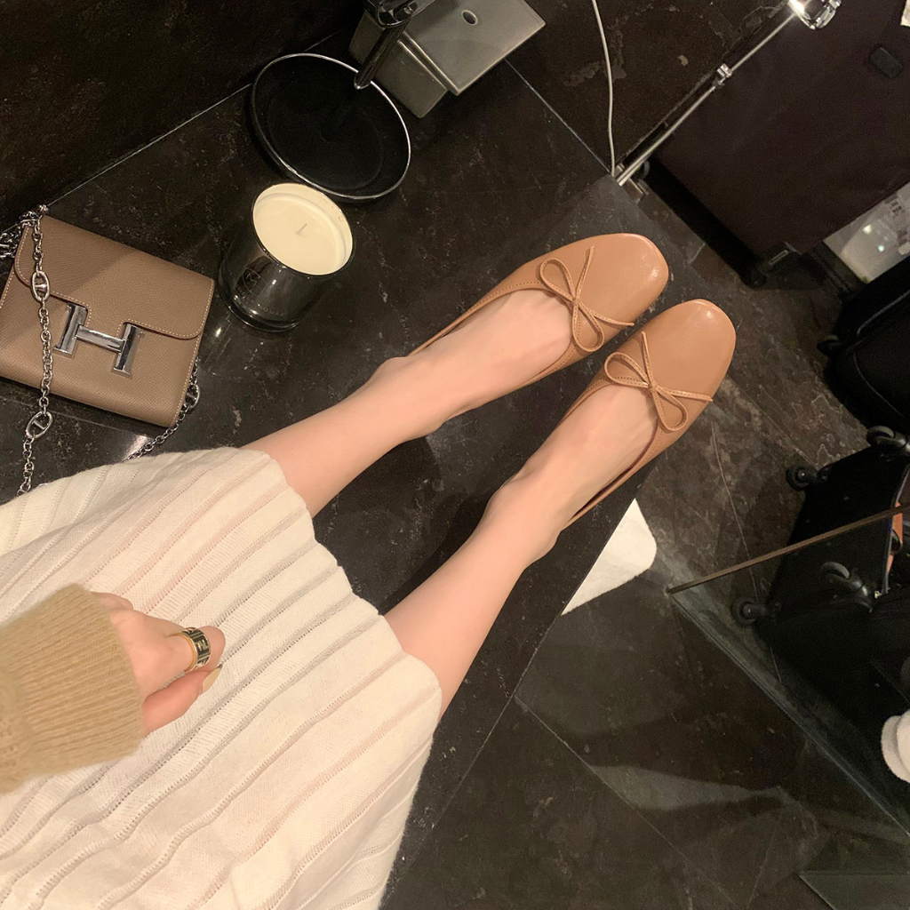 Giày Búp Bê Da Cừu Mũi Tròn Đế Bằng Mềm Mại Đính Nơ Dễ Phối Đồ Thời Trang 2023 Cho