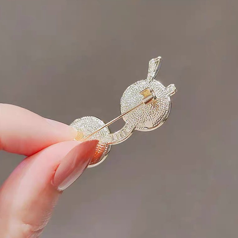 Trâm Cài Áo Hình Kính Mát / Khăn Choàng Phong Cách Hàn Quốc Sáng Tạo