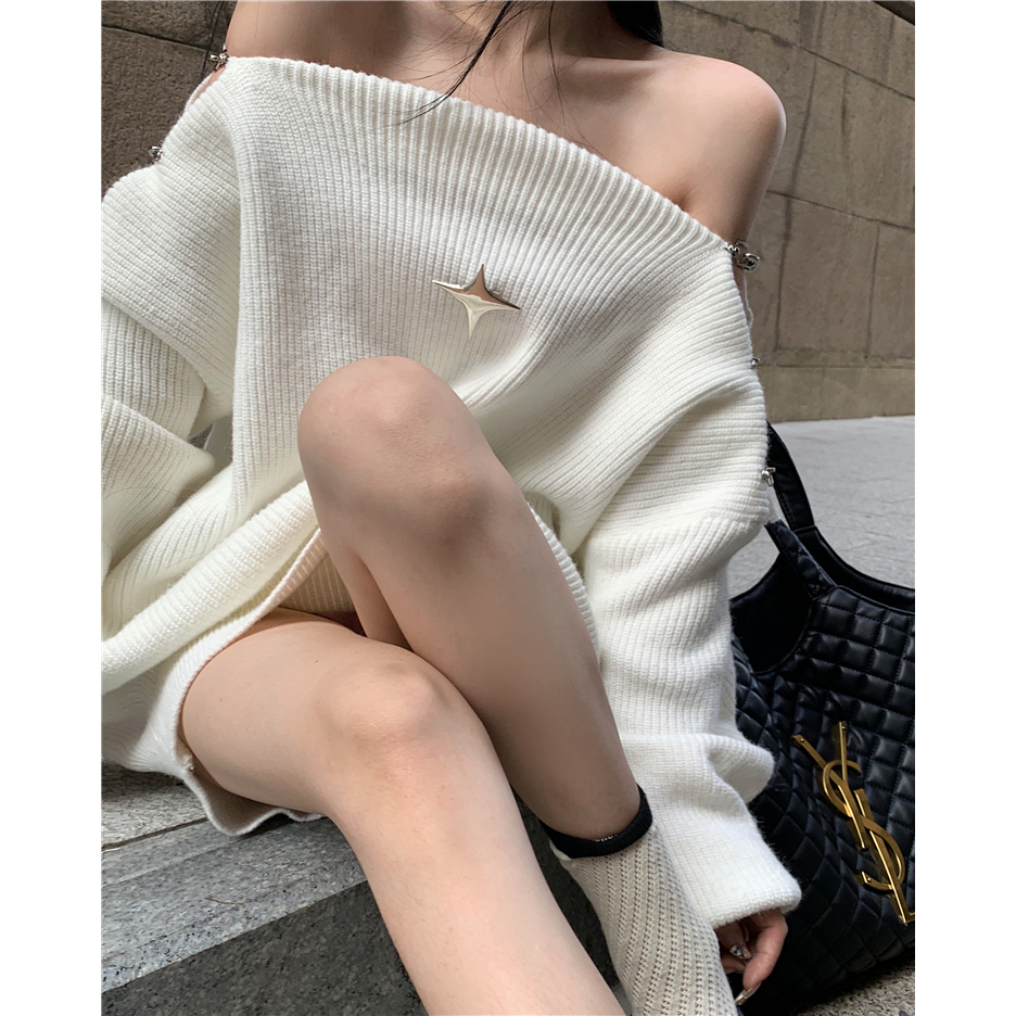 Áo sweater Hàn quốc Nút Kim Loại áo len tay dài Hở Vai Thời Trang Thu Đông Mới Cho Nữ len tăm