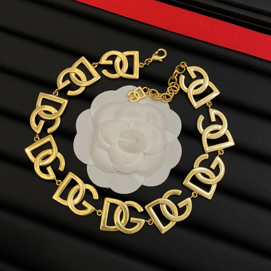 Set Vòng cổ / Vòng Tay / Khuyên Tai Họa Tiết Chữ dg Thời Trang 2023