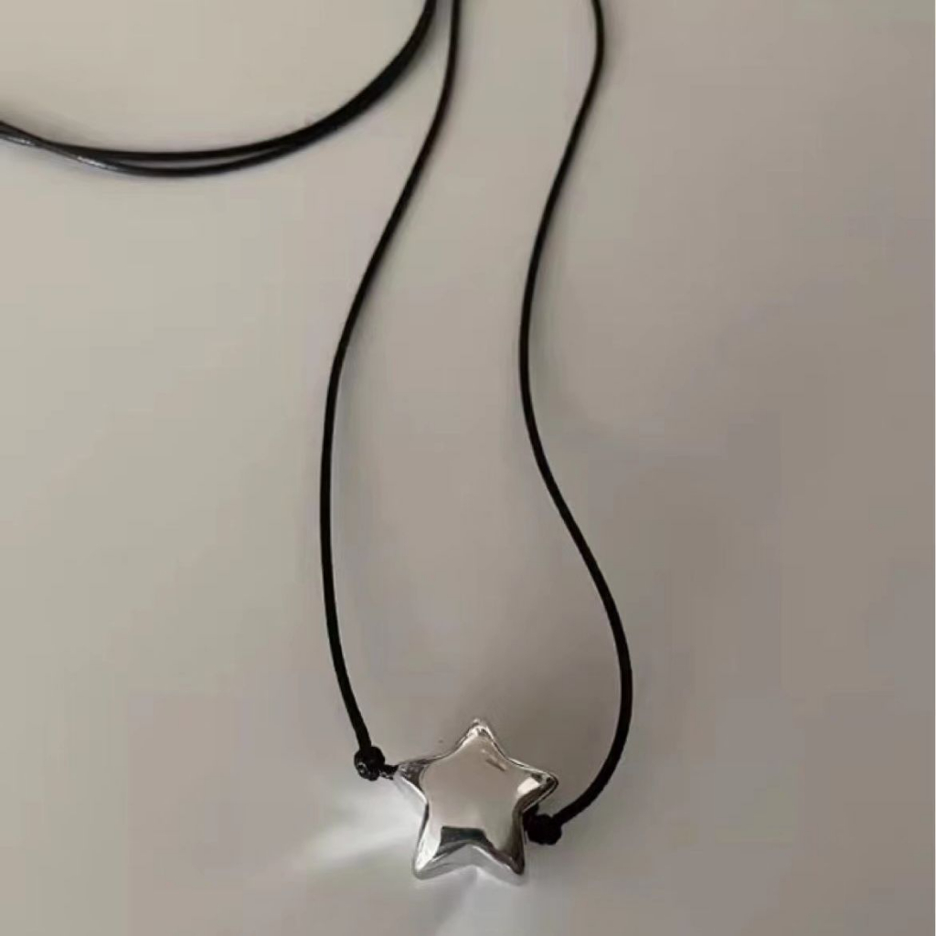Vòng cổ Hình Ngôi Sao Màu Đen Có Thể Điều Chỉnh Thời Trang Dành Cho Nữ