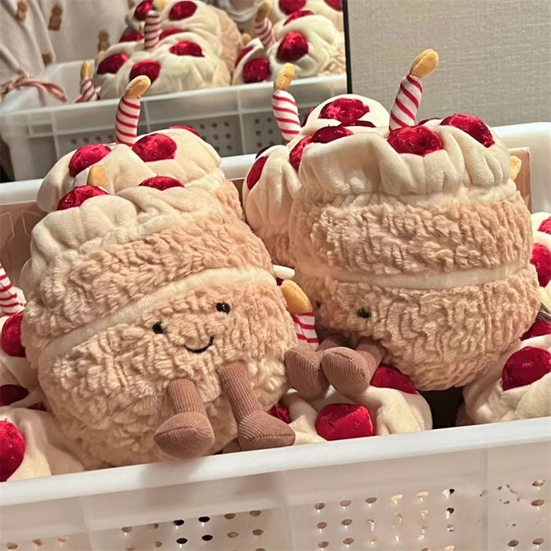 Búp Bê Nhồi Bông Hình Bánh Kem Sinh Nhật Đáng Yêu